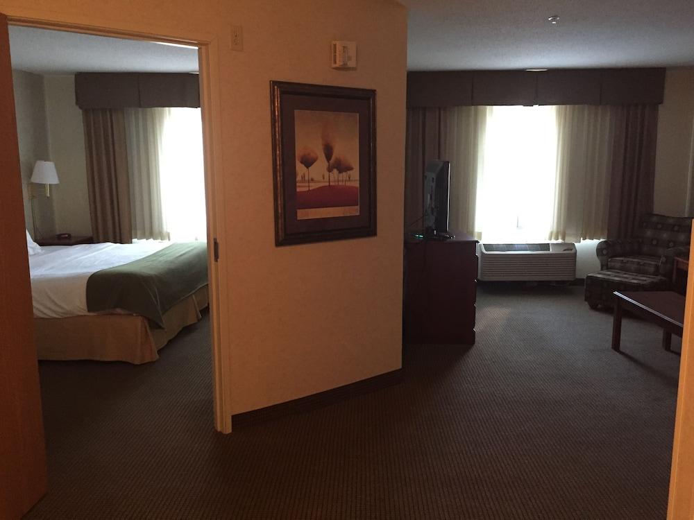 Comfort Inn & Suites Emporia Kültér fotó