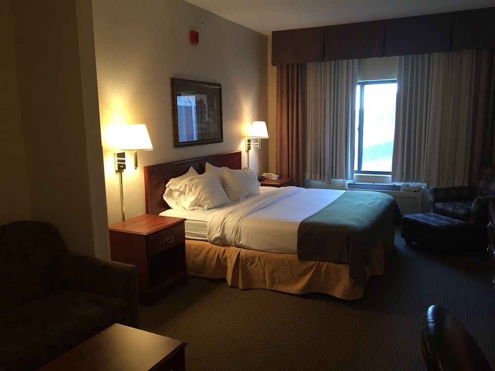Comfort Inn & Suites Emporia Kültér fotó